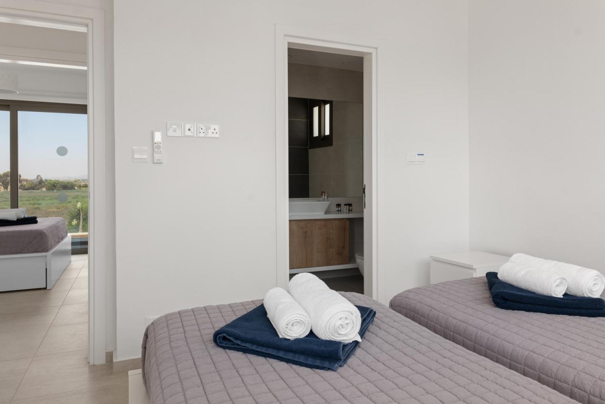 Serenity Waves Villa 17 Larnaca Exterior photo